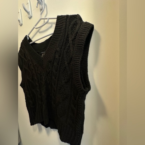 Sweater Vest - Picture 3 of 3